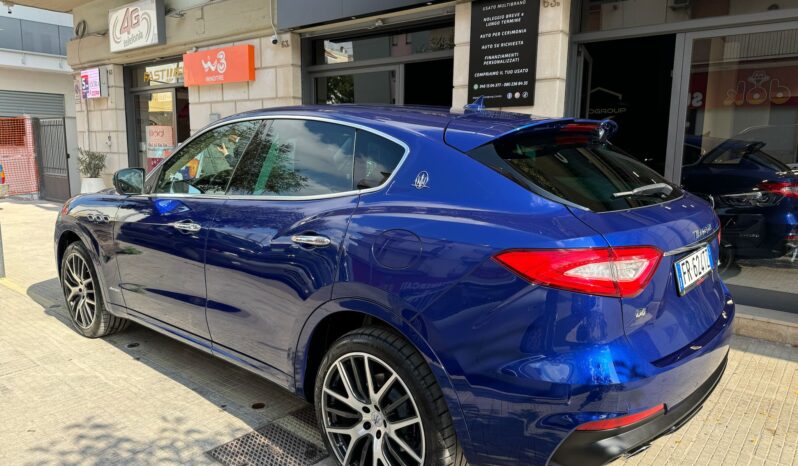 Maserati Levante Gransport 3.0 V6 275cv pieno