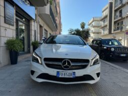 Mercedes-Benz CLA 220 Shooting Brake 177Cv pieno