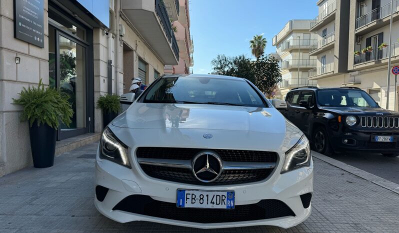 Mercedes-Benz CLA 220 Shooting Brake 177Cv pieno