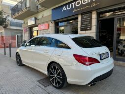 Mercedes-Benz CLA 220 Shooting Brake 177Cv pieno