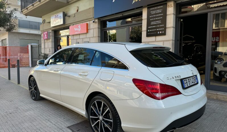 Mercedes-Benz CLA 220 Shooting Brake 177Cv pieno