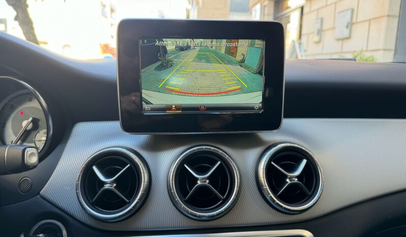Mercedes-Benz CLA 220 Shooting Brake 177Cv pieno