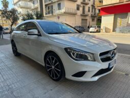 Mercedes-Benz CLA 220 Shooting Brake 177Cv pieno