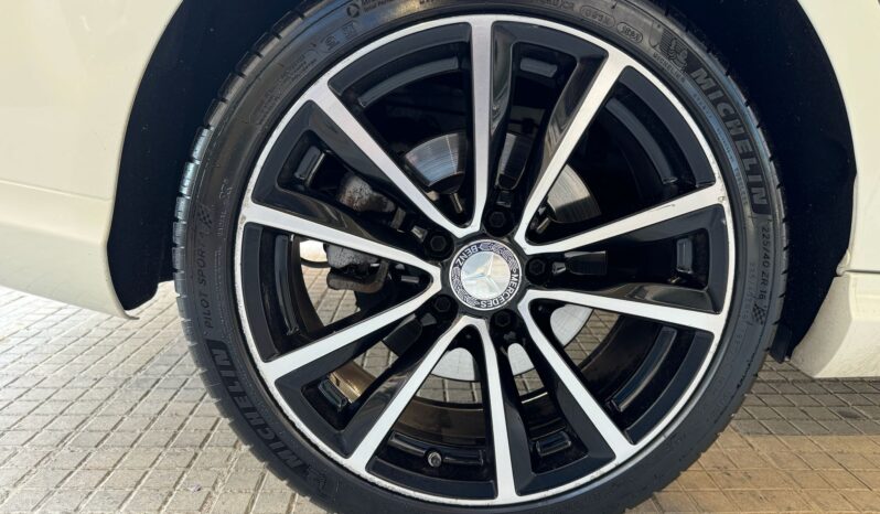 Mercedes-Benz CLA 220 Shooting Brake 177Cv pieno