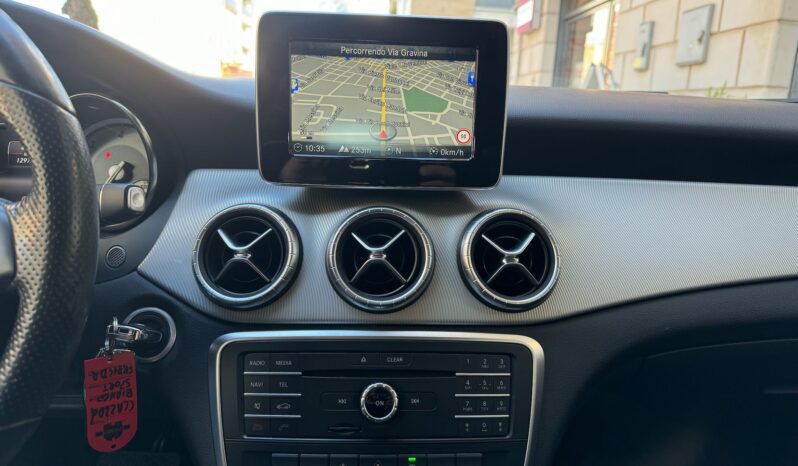 Mercedes-Benz CLA 220 Shooting Brake 177Cv pieno
