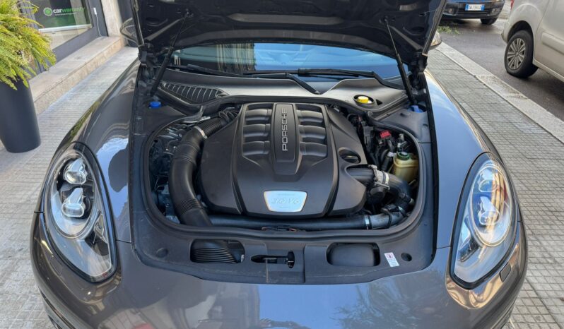 PORSCHE PANAMERA 3.0TDI 300CV RESTYLING pieno