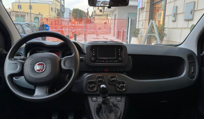 FIAT PANDA HYBRID CITYCROSS pieno