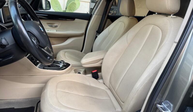 Bmw 220d xDrive Active Tourer Luxury pieno