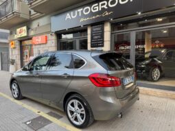 Bmw 220d xDrive Active Tourer Luxury pieno
