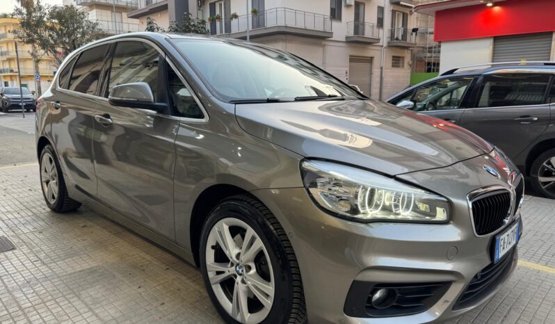Bmw 220d xDrive Active Tourer Luxury pieno