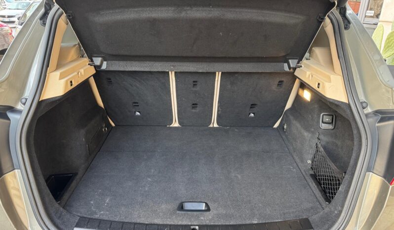 Bmw 220d xDrive Active Tourer Luxury pieno