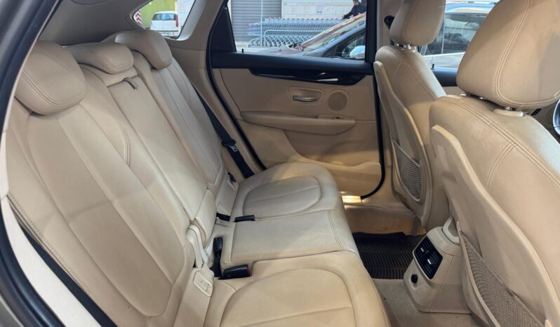 Bmw 220d xDrive Active Tourer Luxury pieno