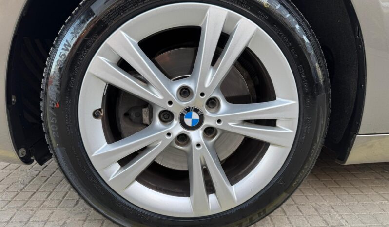 Bmw 220d xDrive Active Tourer Luxury pieno
