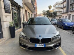 Bmw 220d xDrive Active Tourer Luxury pieno