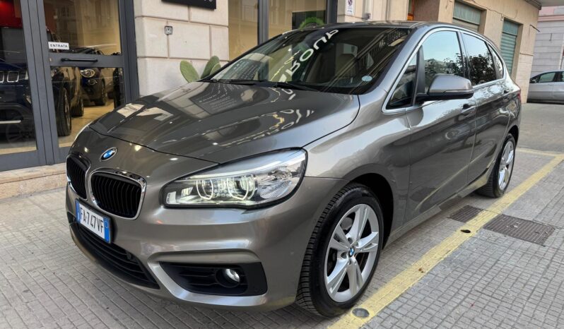 Bmw 220d xDrive Active Tourer Luxury pieno